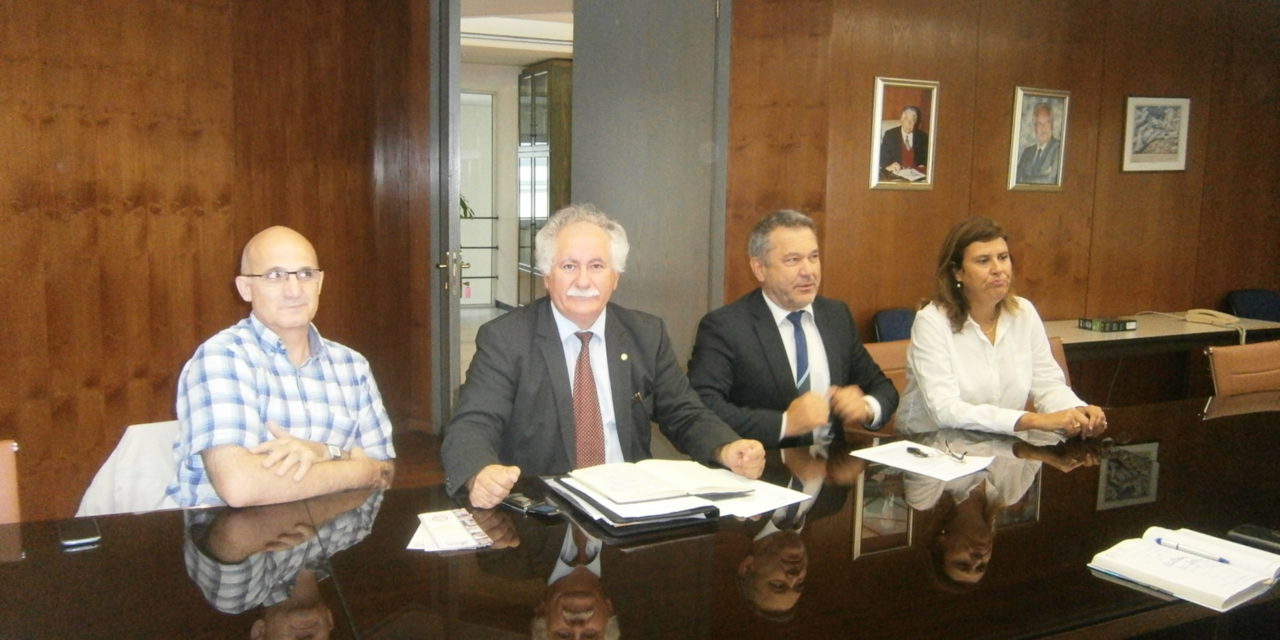 ΕΛΑΜΨΕ Ο ΕΛΛΗΝΙΚΟΣ ΠΟΛΙΤΙΣΜΟΣ  -Εντυπωσιακή  η επιτυχία του 1ου Συνεδρίου που από φέτος θεσμοθετείται για την Ελλάδα – Πανελλήνιο Συνέδριο  Ψηφιοποίησης Πολιτιστικής Κληρονομιάς 2015 -500 Έλληνες Επιστήμονες απ’ όλο τον κόσμο  συναντήθηκαν στο Βόλο –  Το 3ήμερο Συνέδριο μεταδόθηκε ζωντανά  με Live Streaming μέσω ΙΝΤΕRNET σε όλο τον κόσμο