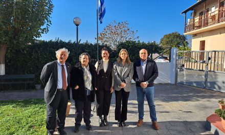 Συγκίνηση κατά την παράδοση τροφίμων στο Γηροκομείο Βόλου  -Από το Δίκτυο «Περραιβία», το Ευρωπαϊκό Ινστιτούτο Πολιτισμού και την Εταιρία Food Service Καρακατσάνης – Συγκεντρώθηκαν στη μεγάλη συναυλία της Μπάντας ΓΕΝ στο Βόλο